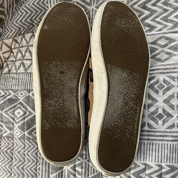 Cheetah Print Sneakers - Picture 2 of 4